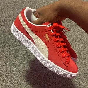 Puma Women's Red and White Sneakers